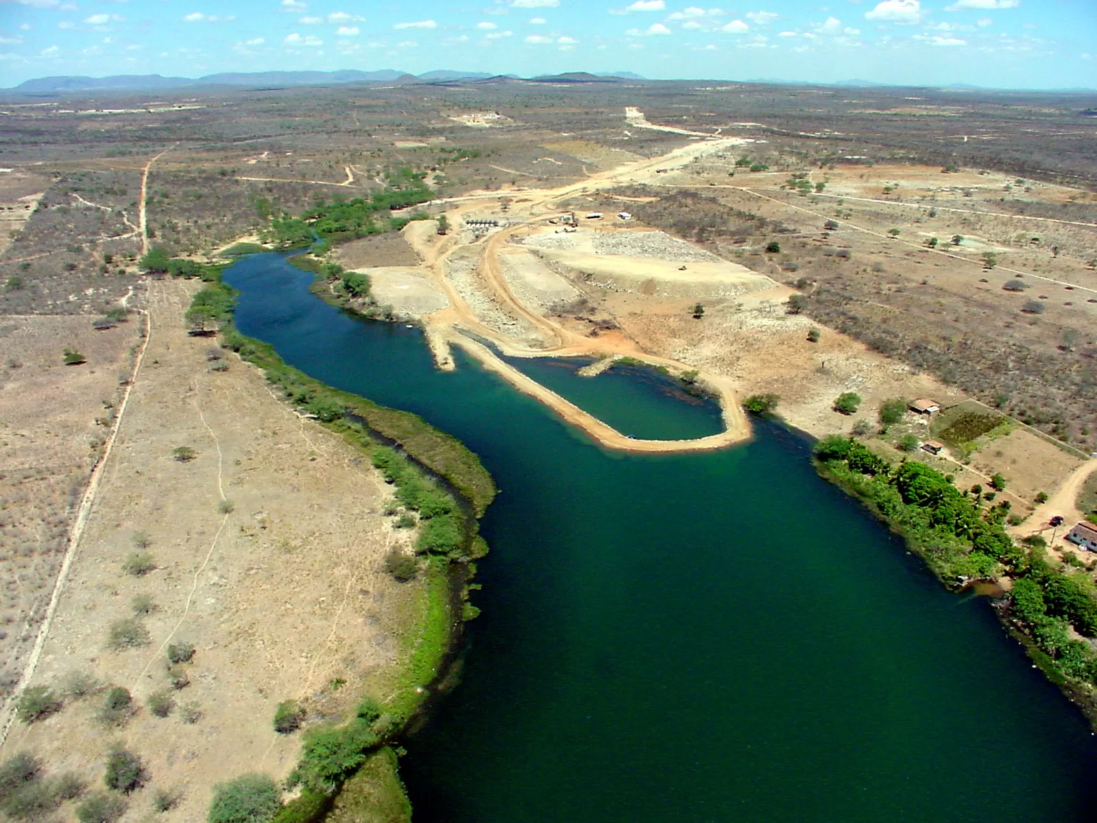 Controle de Vibração em Taludes e Obras Civis