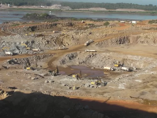 Controle de Vibração em Taludes e Obras Civis