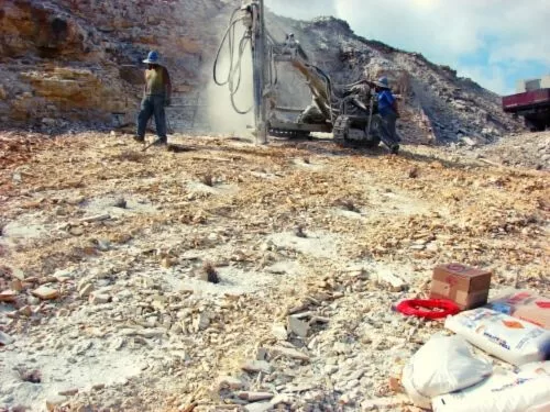 Terceirização de Perfuração e Desmonte em Pedreiras e Minerações